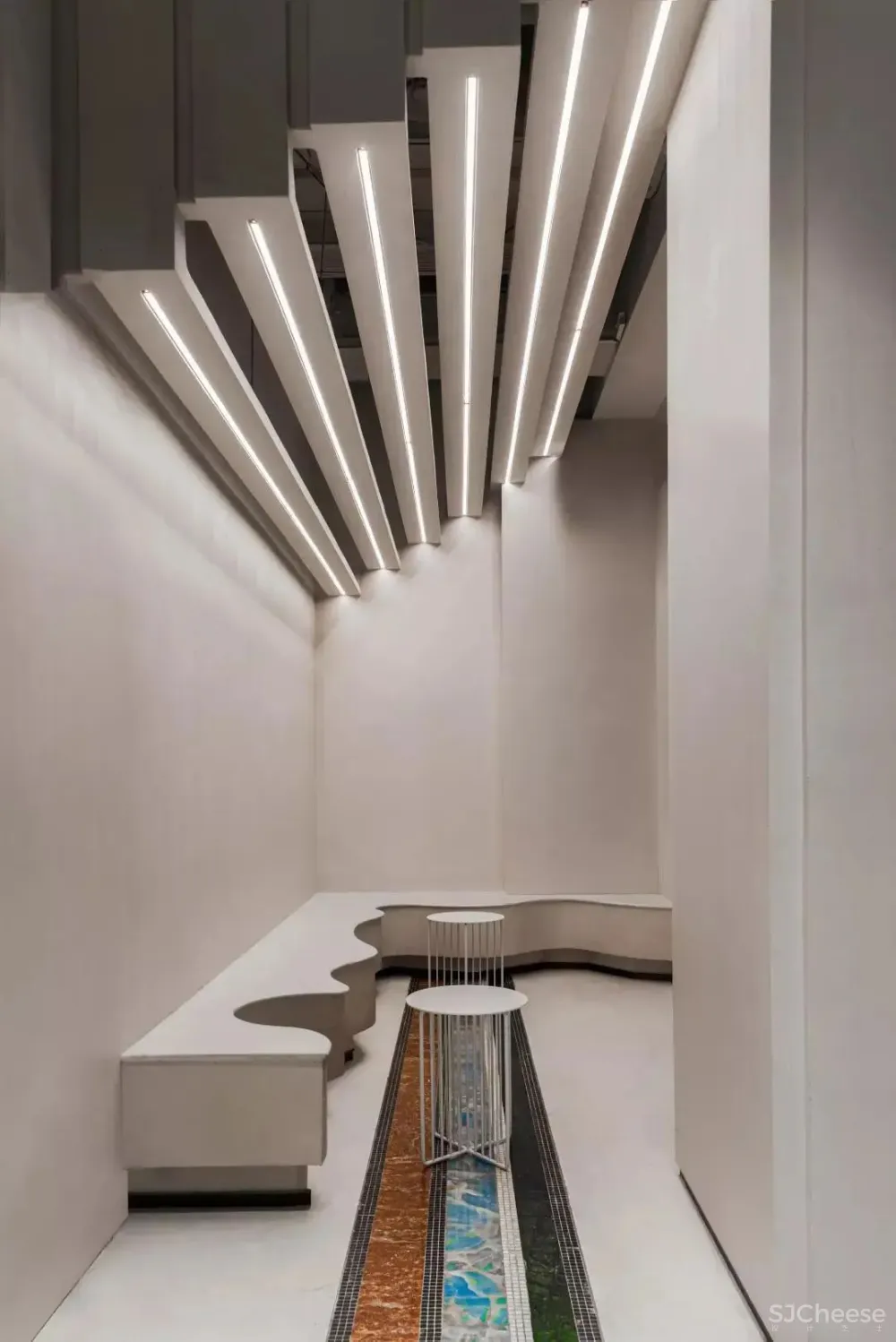 新作 KWSD境物建筑：爬一座“茶山” 然后在微醺酒屋里做梦