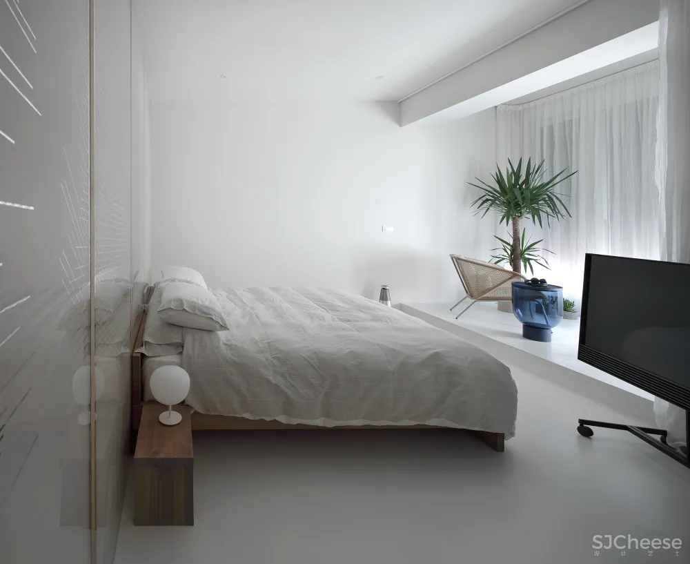 150㎡ 用「镜子」做装饰, 性冷淡的混凝土也超有 feel