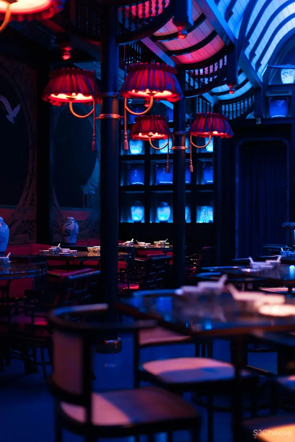 弄设计:得云茶楼成都太古里店,一幅美丽的画卷!