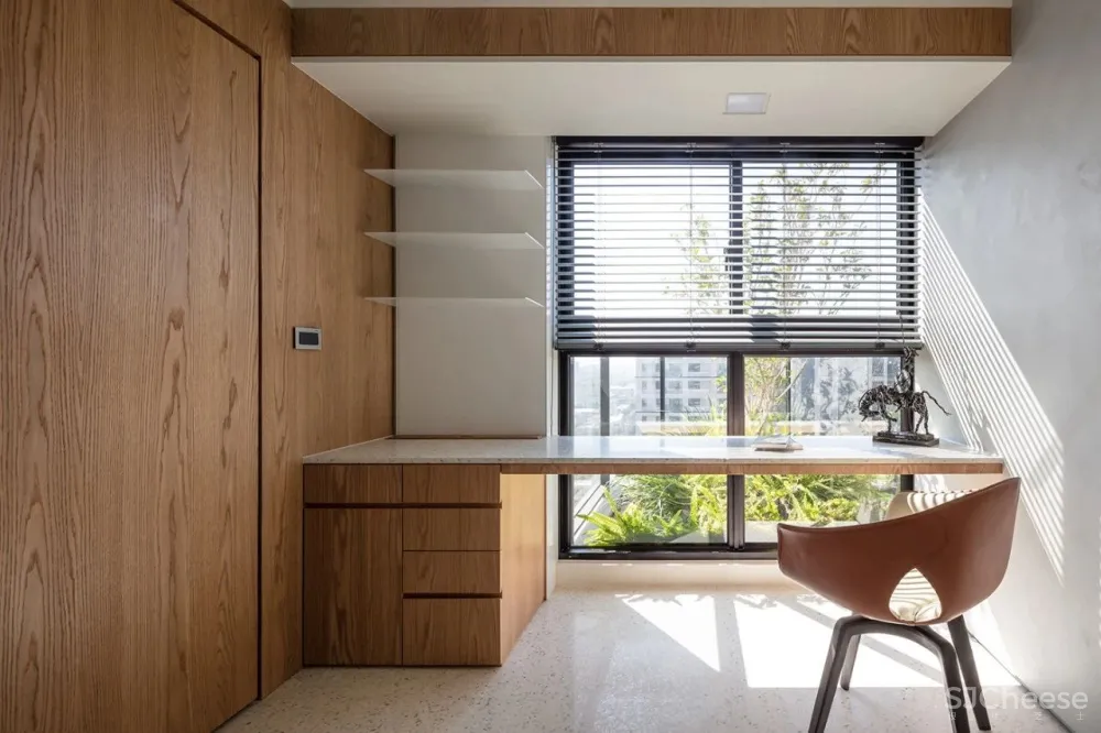 233㎡ 挑空设计,百叶窗这样用更高级