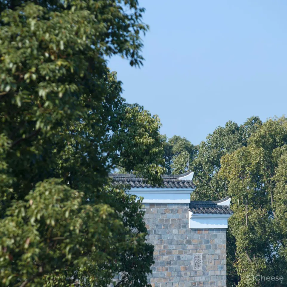 致敬传奇设计师Kerry Hill,为上海留下的唯一避世之作