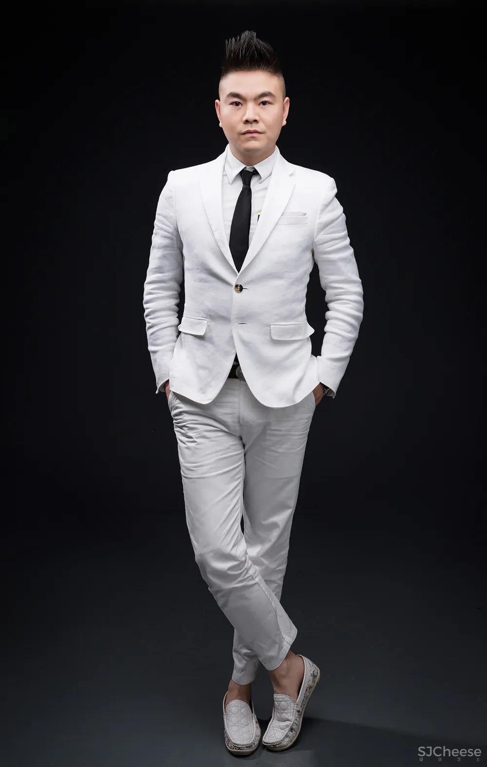 350㎡现代轻奢,极致生活的完美演绎!