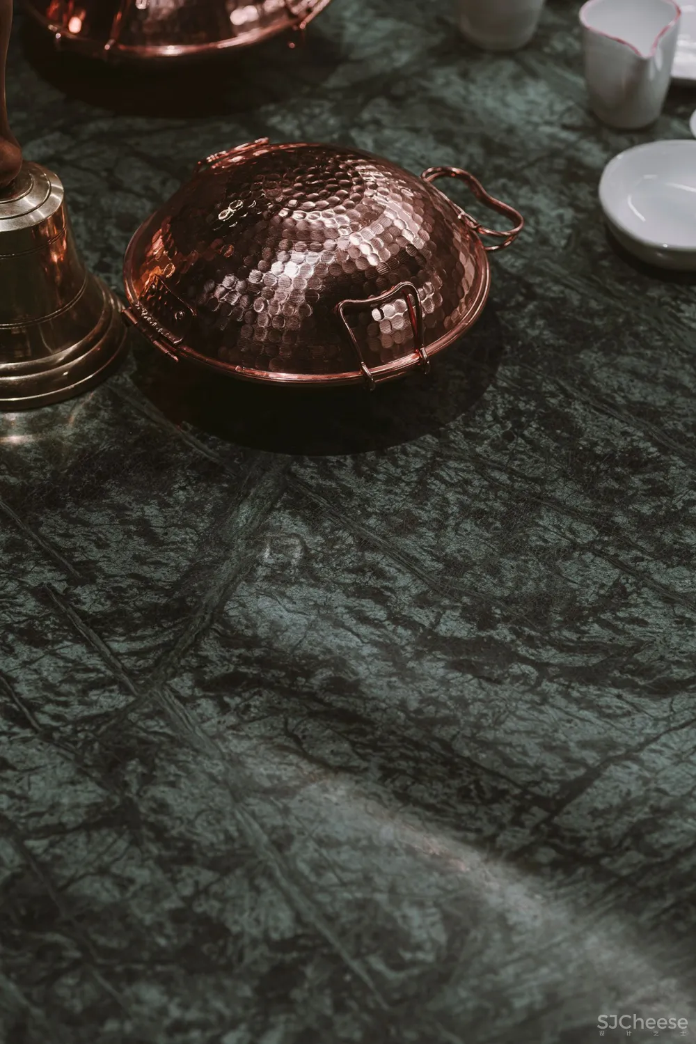 BUCK.STUDIO的MARTIM餐厅将葡萄牙的味道带到弗罗茨瓦夫