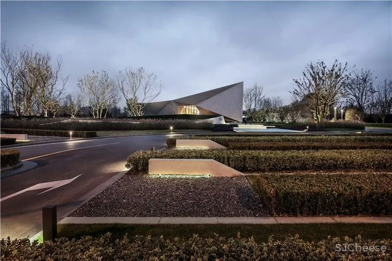 飞视设计 融创·上海唐镇华枫展示中心 中国国际室内设计年鉴