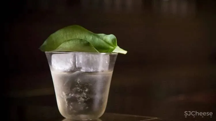 入口简陋到像WC,这个酒吧凭什么,连续两年成为“中国最佳酒吧”?