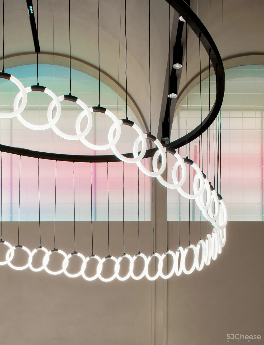 设计:遇见欧若拉!