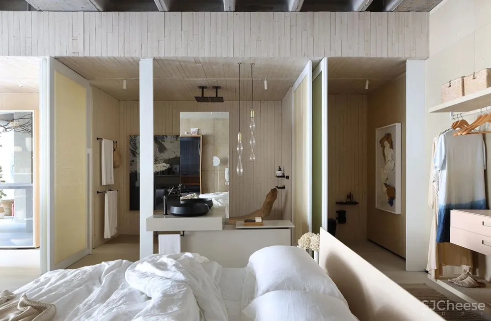 愿有一间小阁楼,与你相拥听海