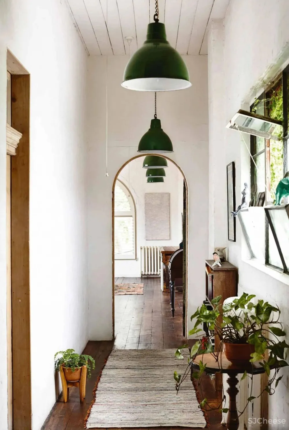 家居圈的时髦精都是这么用镜子的......