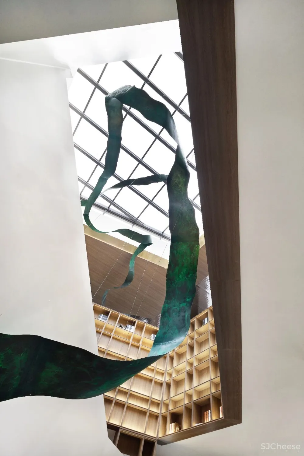 迪梵宜 × 九洲・云栖湖艺展中心:空间,在蔓延中生长