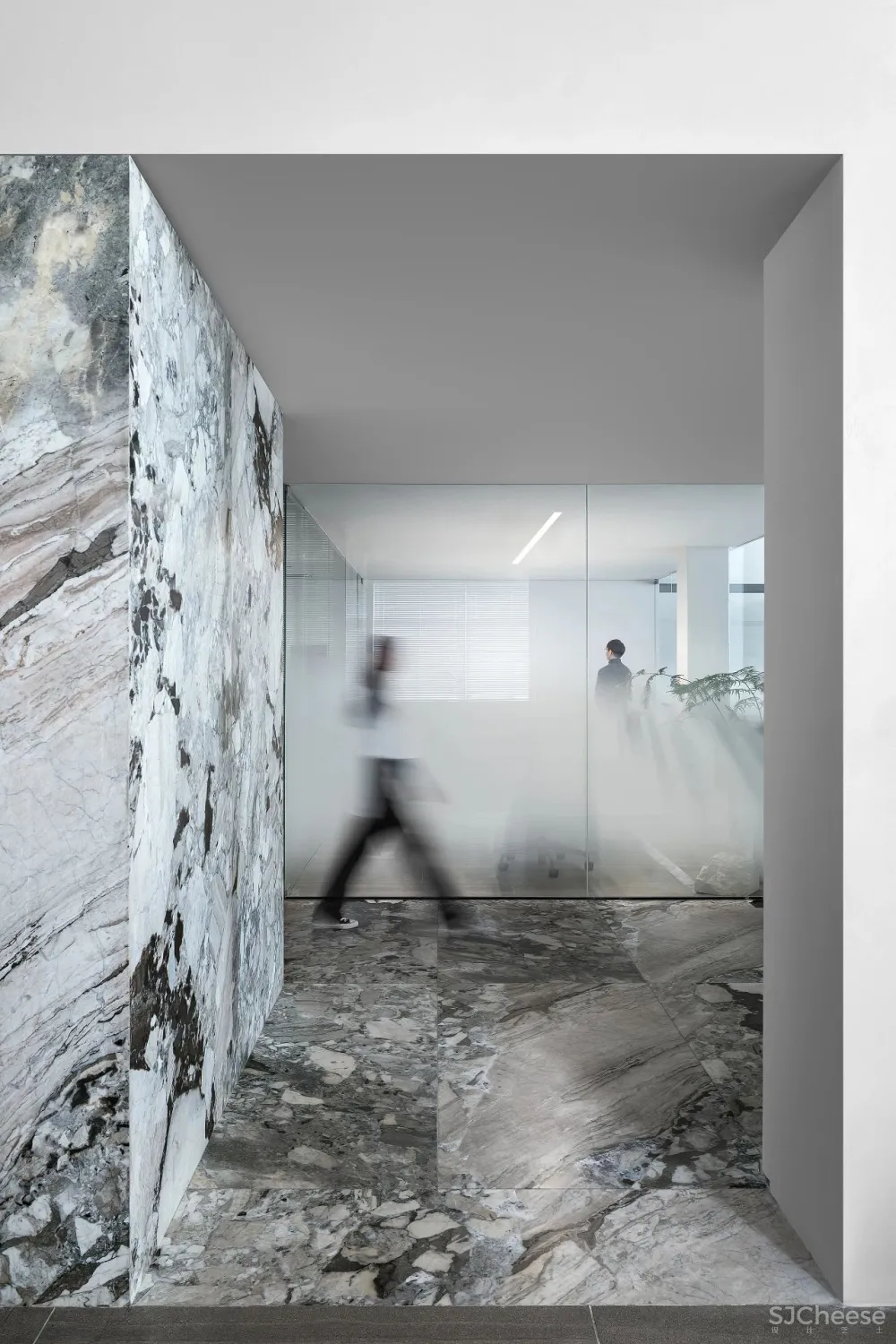 王鹏 ：安静设计！