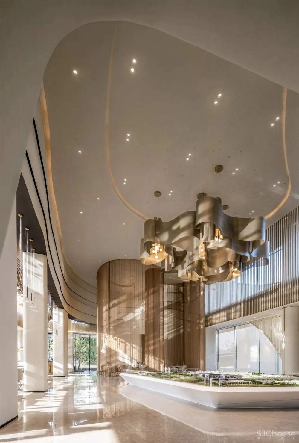 龙湖 - 香港置地:设计山城理想生活!