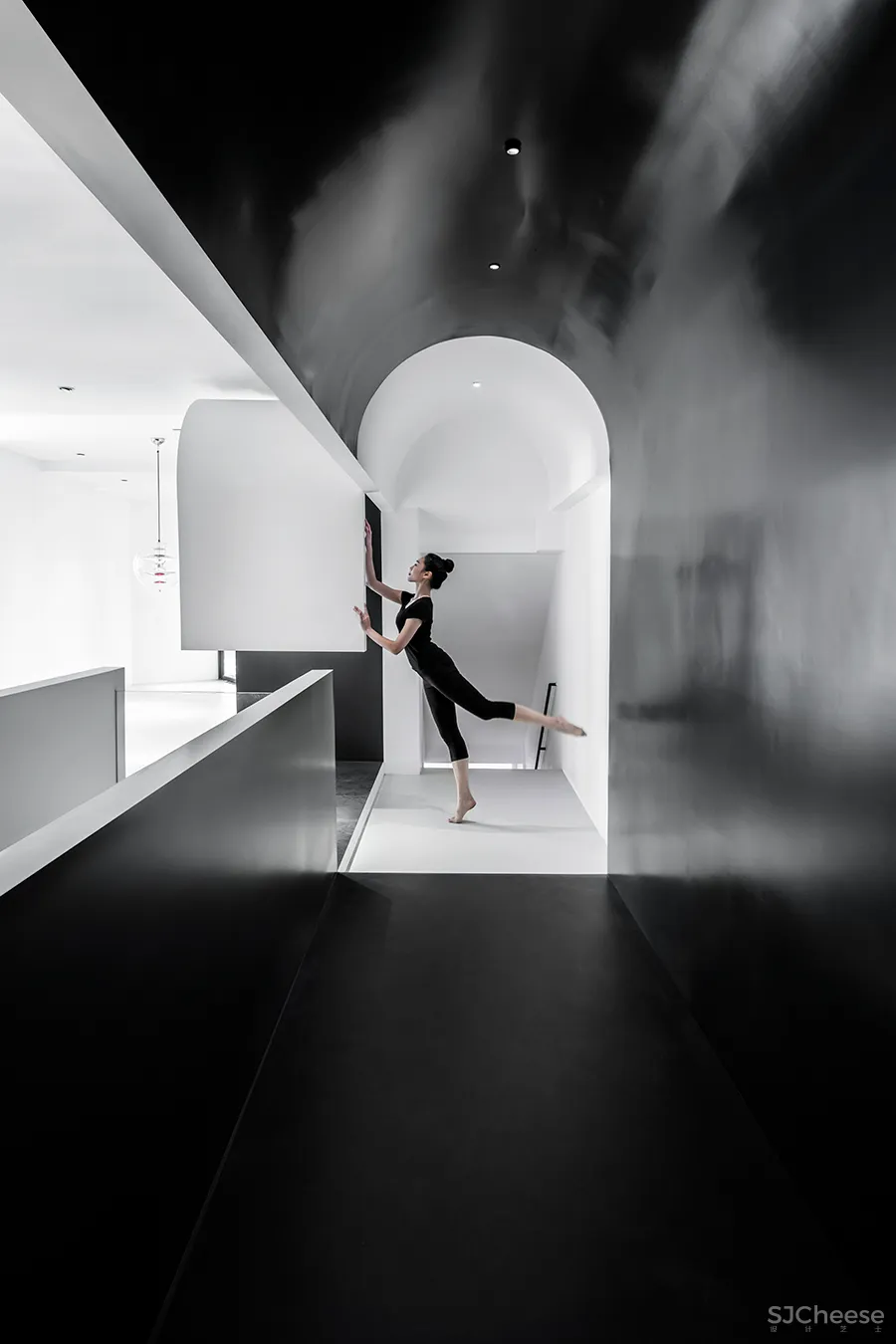 黑白,继承与再生的生活美学空间|金选民 • HOW