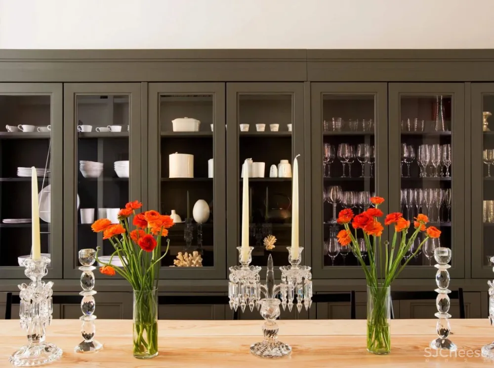 Humbert×Poyet|夢幻居所的色彩界定