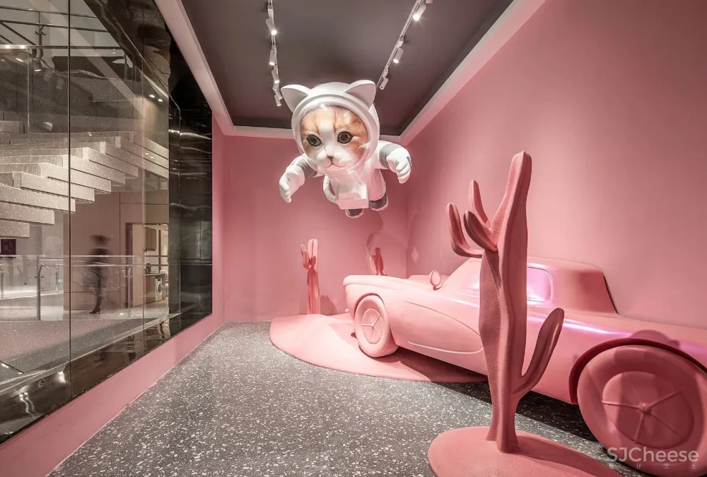 长沙再现“炸裂”网红新地标，颜值堪称惊艳！