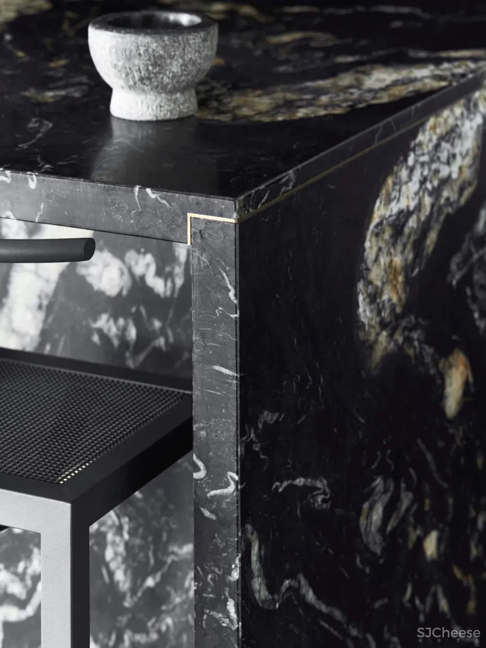 优雅简约的中性住宅