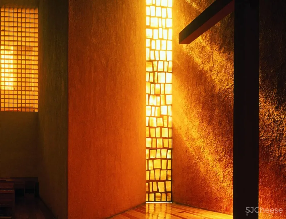 建筑师在老房子里插入四个构件,将其变成136㎡的瑜伽馆