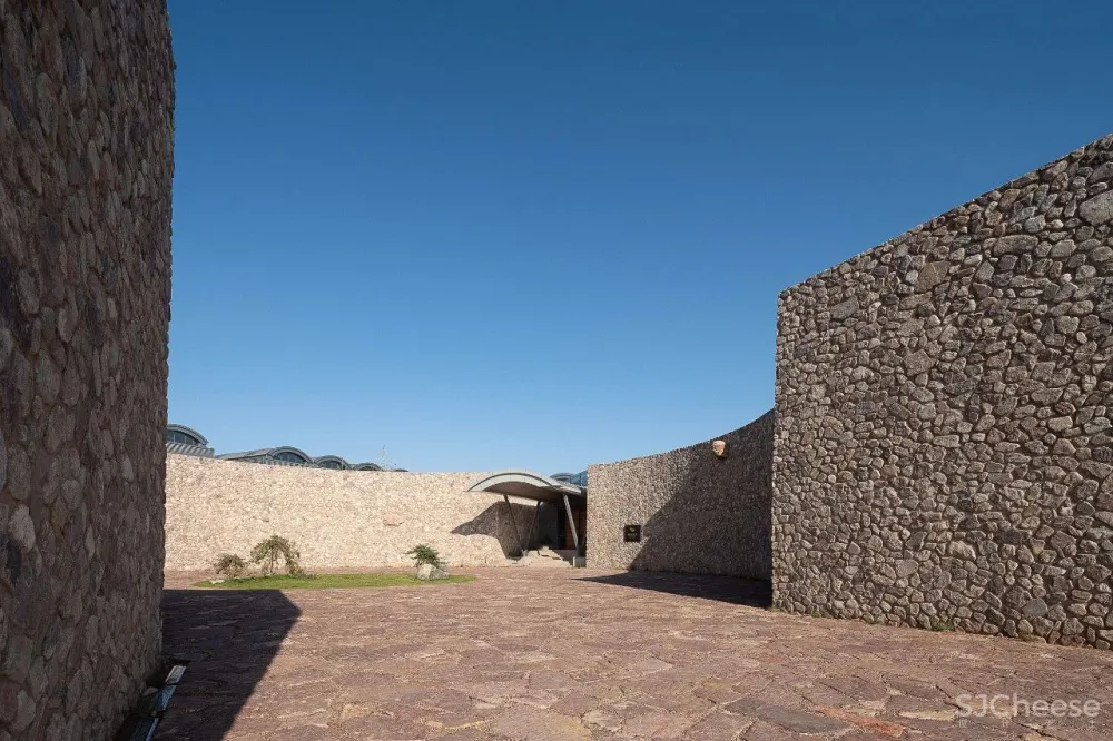 贺兰山东麓,西鸽酒庄 Udopartners 相上文象