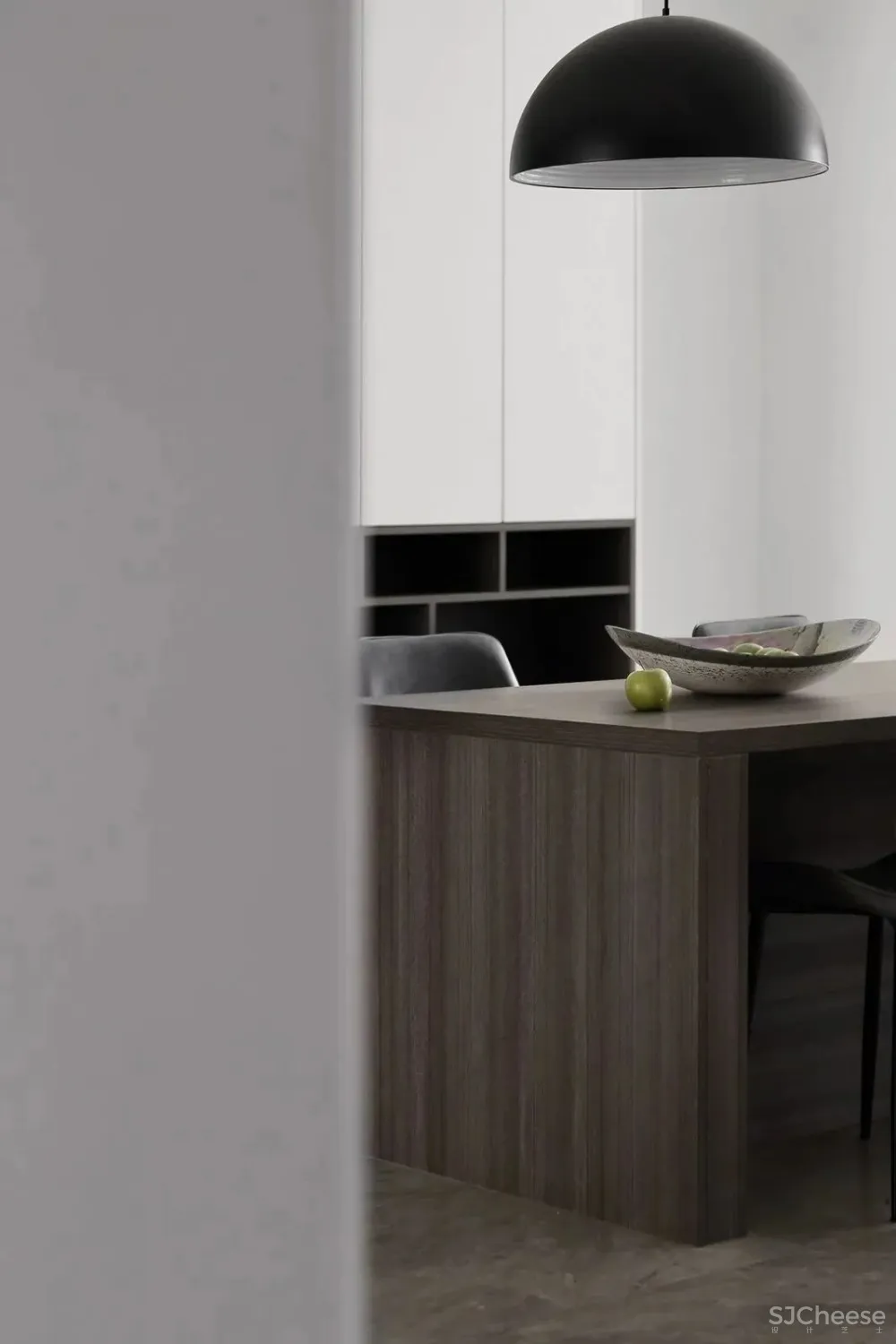 232㎡现代风的家,中西厨分离 隐形门,构建理性克制之美!