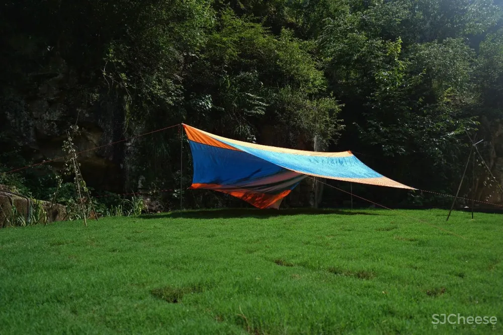 新挖到的隐秘玩水地, 直接睡入山溪间! 还原宫崎骏动漫里的夏天, 秒回无拘束童年时光