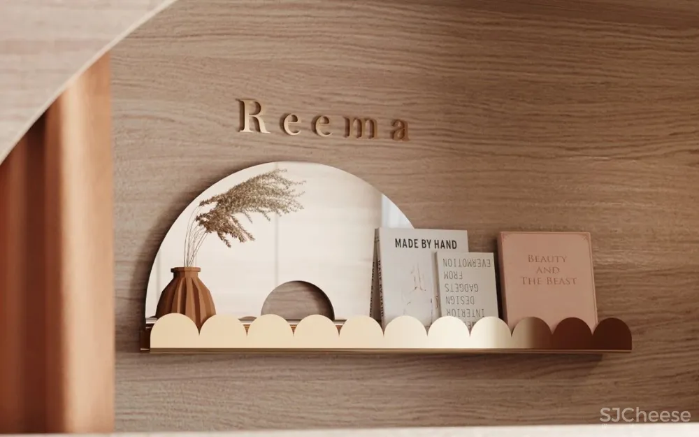 Jasmin Kodzha 优雅多义的艺术秩序