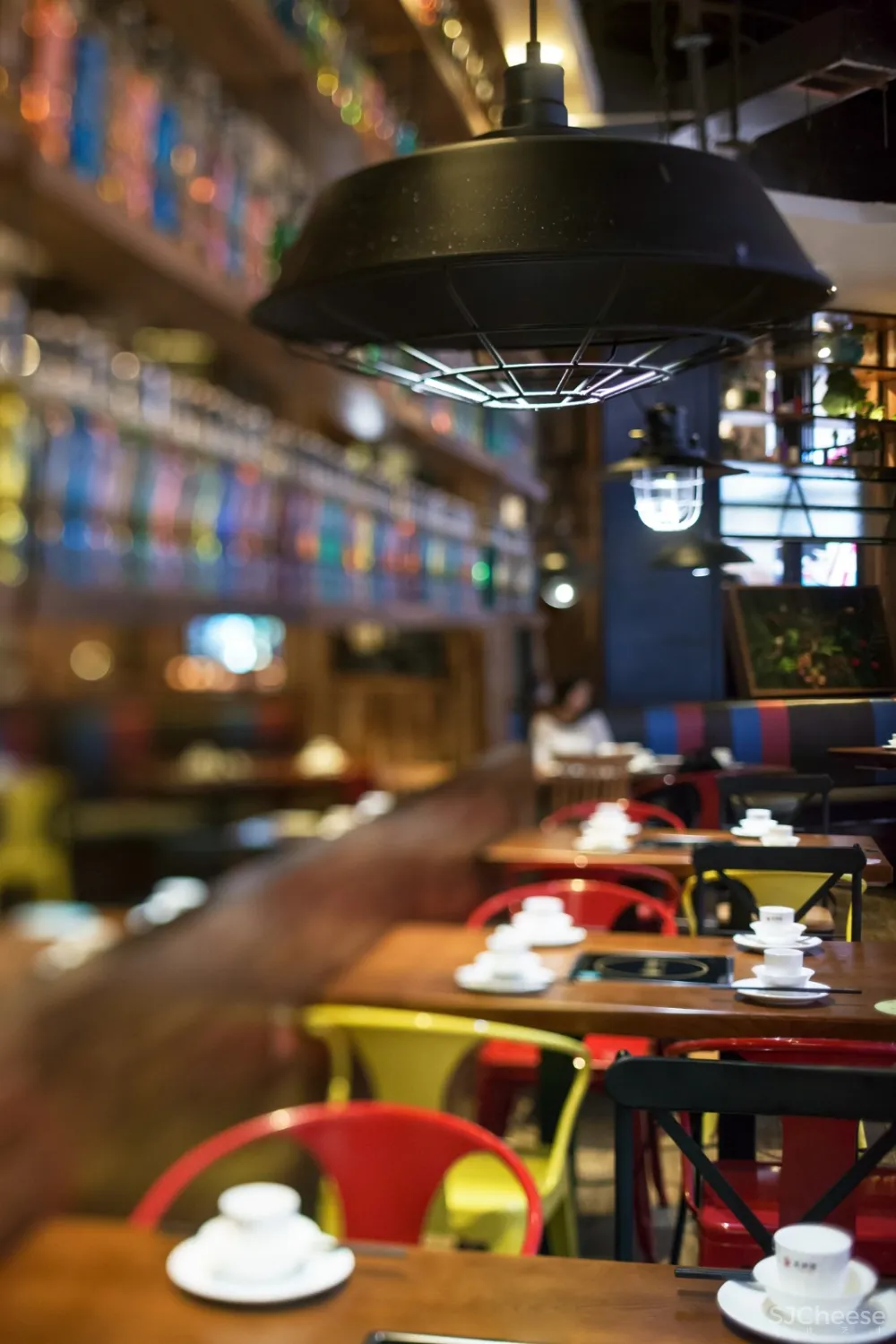 餐饮品牌升级 鱼满塘 小资情调和渔村文化的融合餐厅!