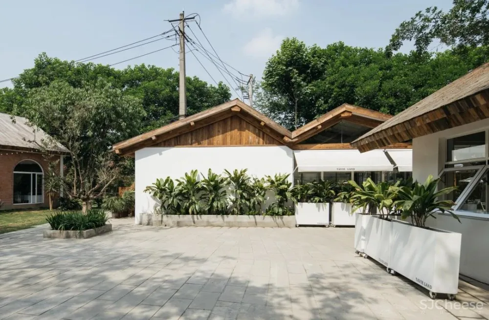 TavieLand塔未:在成都三环边,解锁一个法式“平行空间”