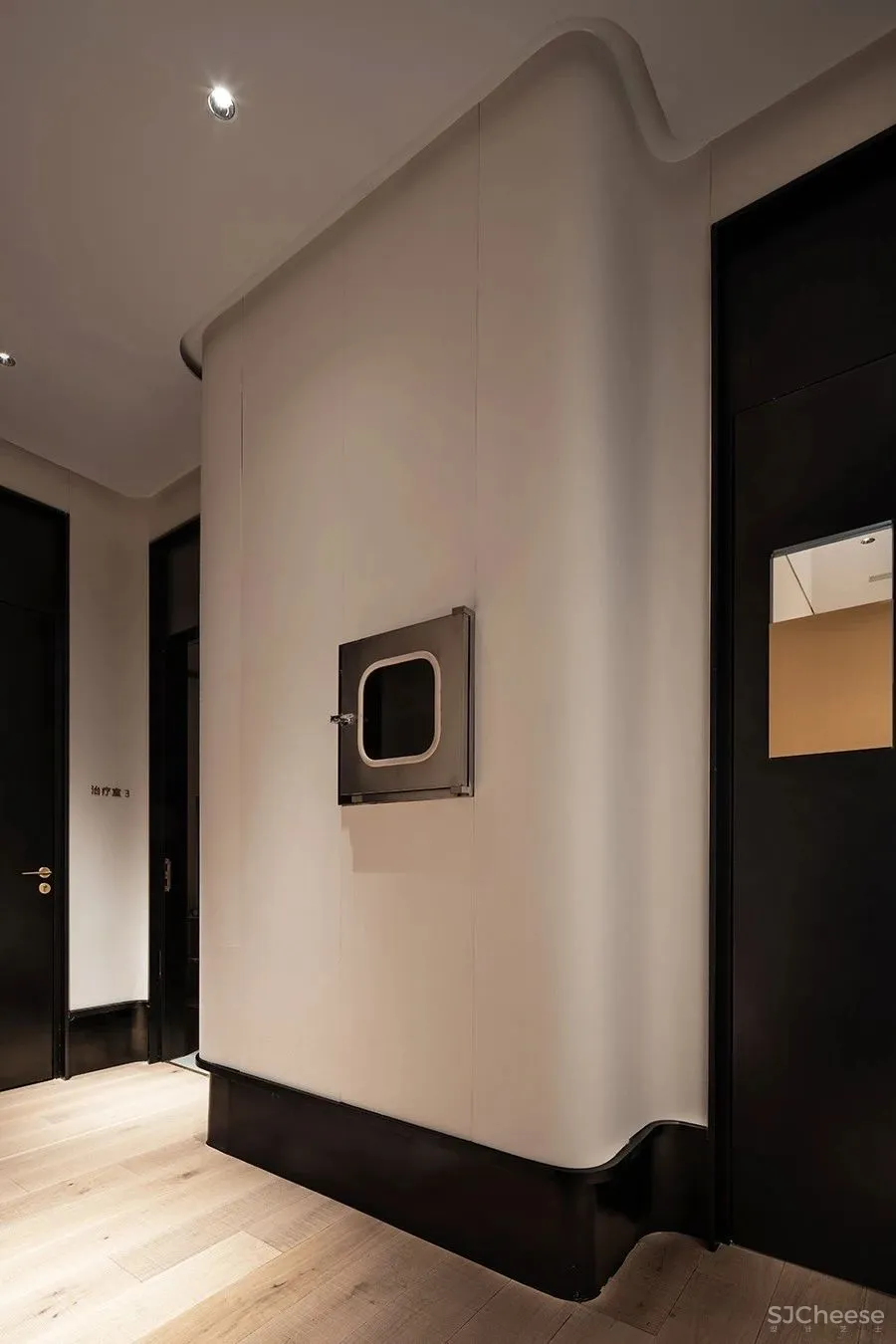 艾迩肤医疗美容恒隆广场店