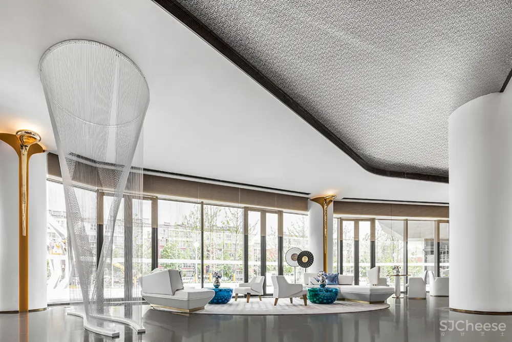 设计:遇见欧若拉!