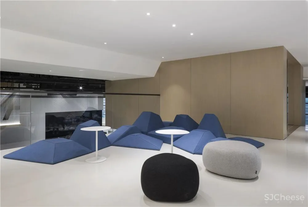 『跨越空间的设计』第10届艾特奖获奖作品赏析（中）