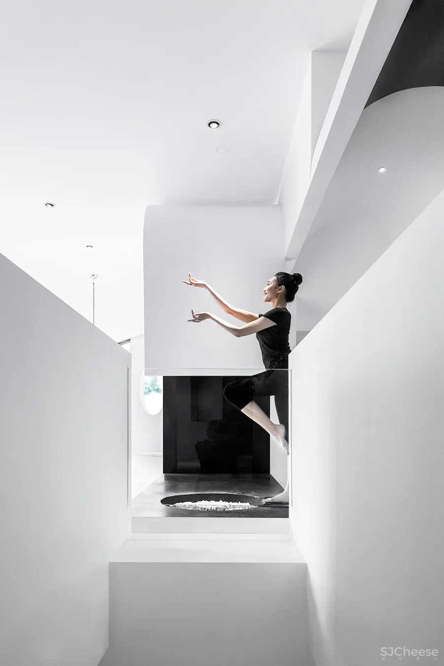 黑白,继承与再生的生活美学空间|金选民 • HOW