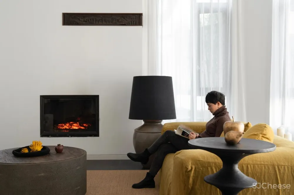 1100㎡独栋别墅使用13年后翻新，网友：给设计师跪了！（附改造前图）