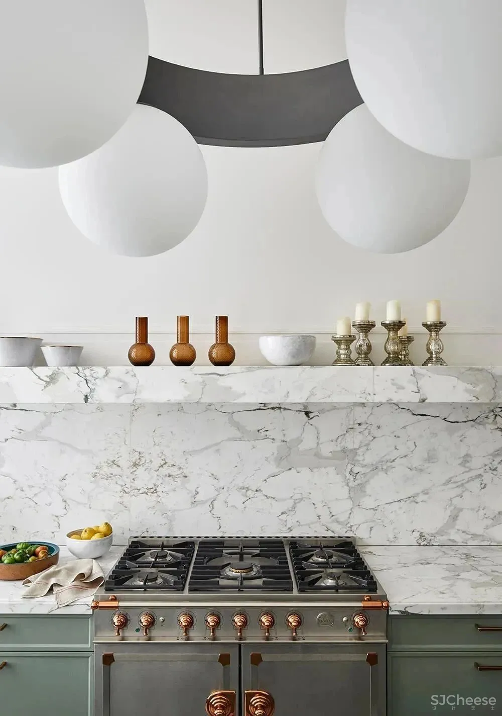 撞色怎么玩?“以小撞大”,美出新高度!