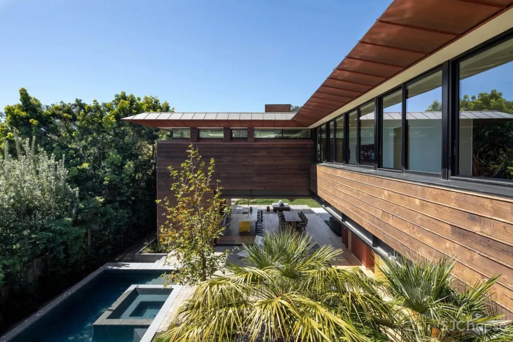 一座拥有世界级艺术收藏的住宅