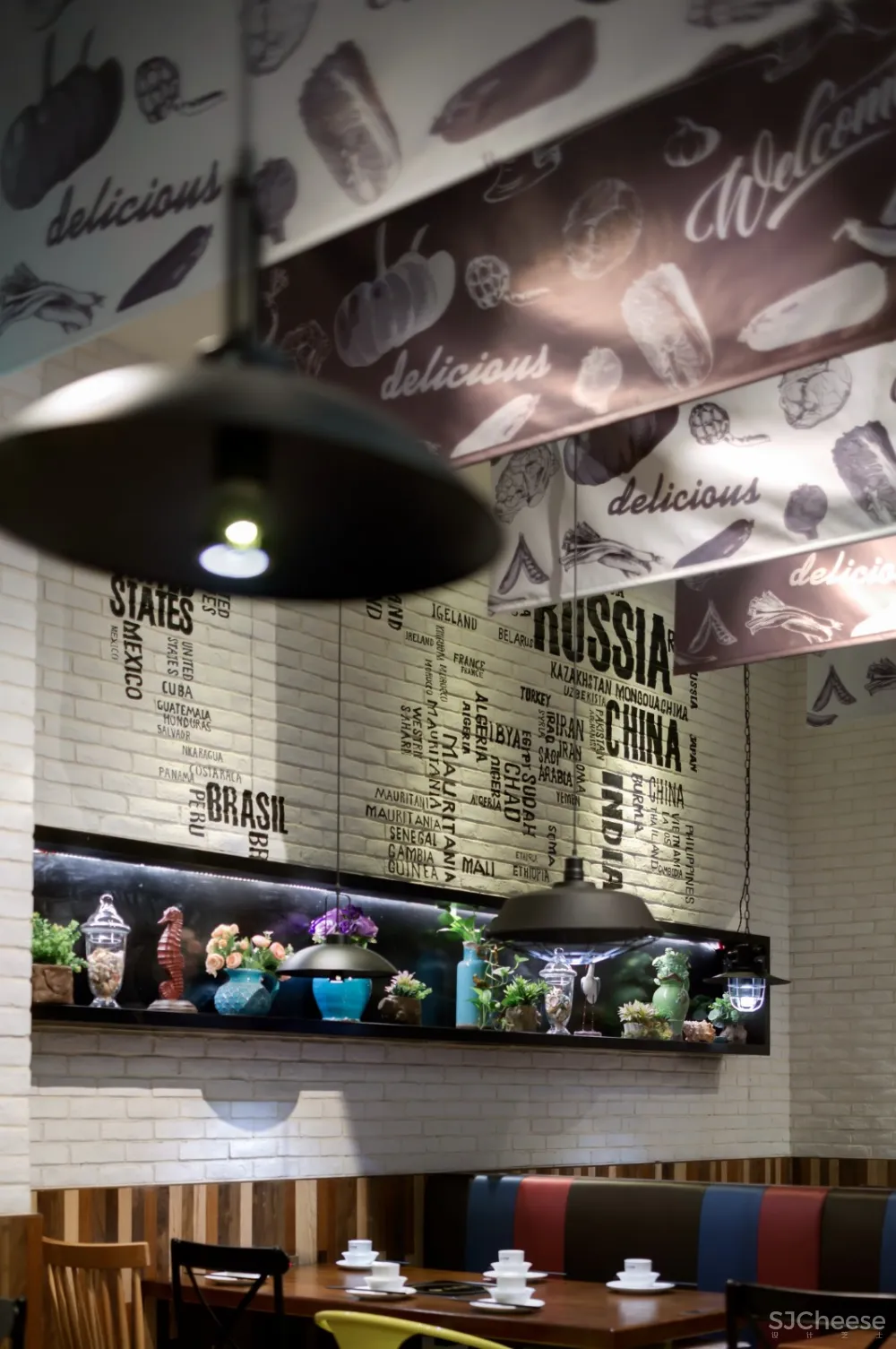 餐饮品牌升级 鱼满塘 小资情调和渔村文化的融合餐厅!