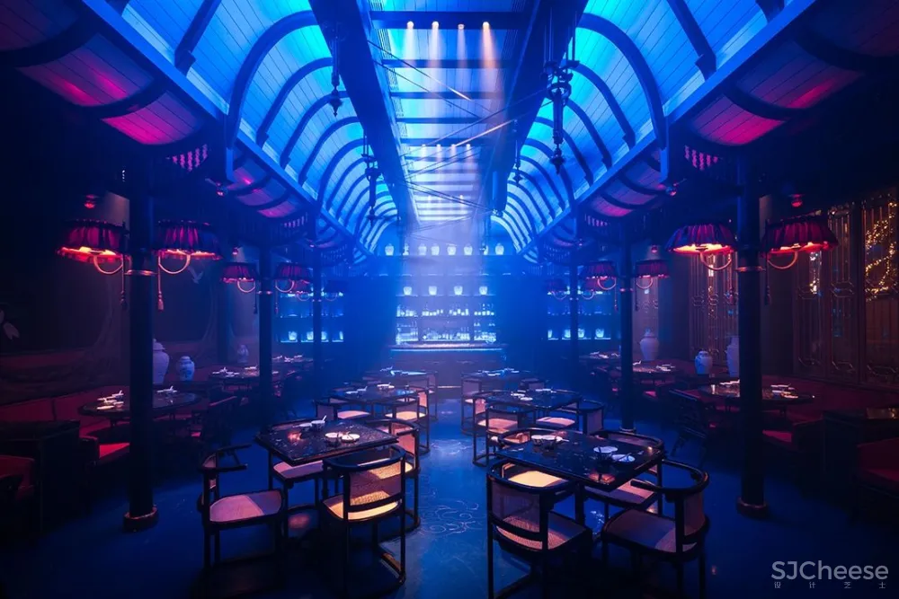 弄设计:得云茶楼成都太古里店,一幅美丽的画卷!