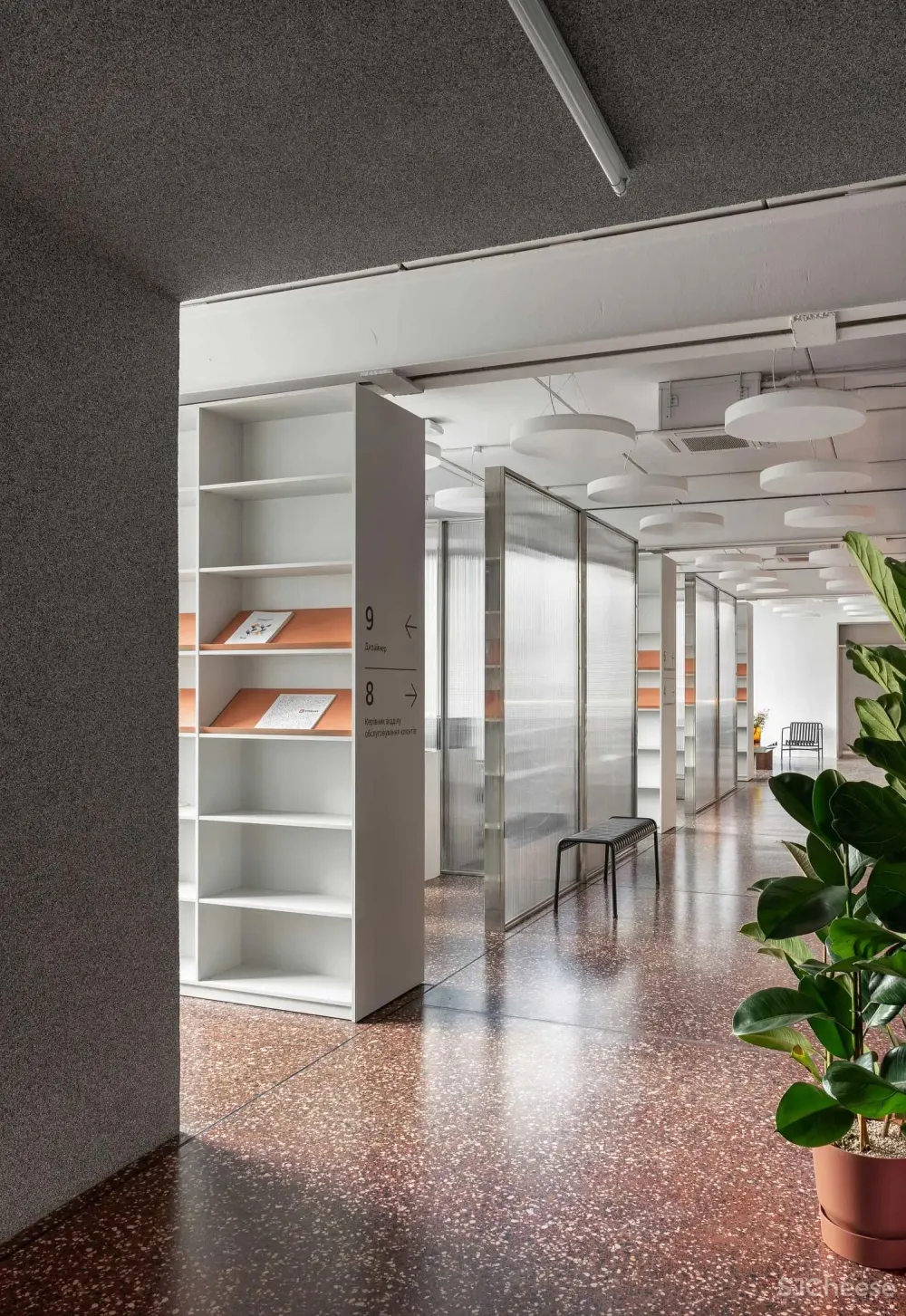 办公空间：乌克兰建筑材料公司办公室 Artem Trigubchak