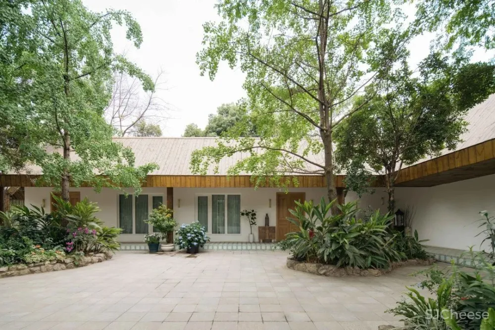 TavieLand塔未:在成都三环边,解锁一个法式“平行空间”