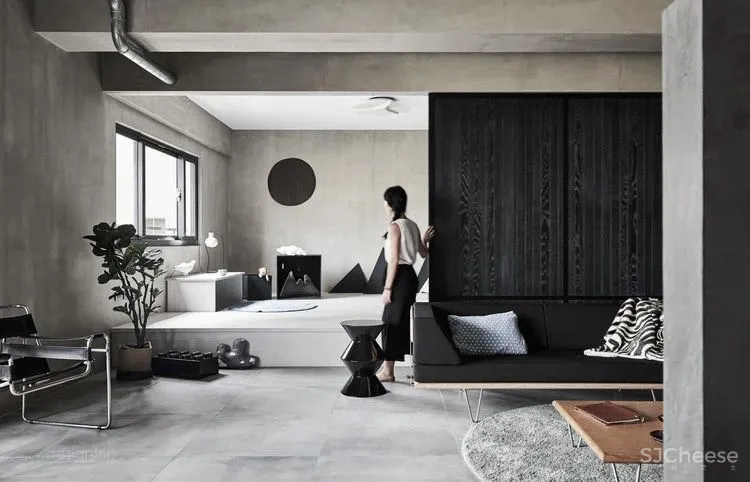 水泥墙，安之若素的静谧美学格调