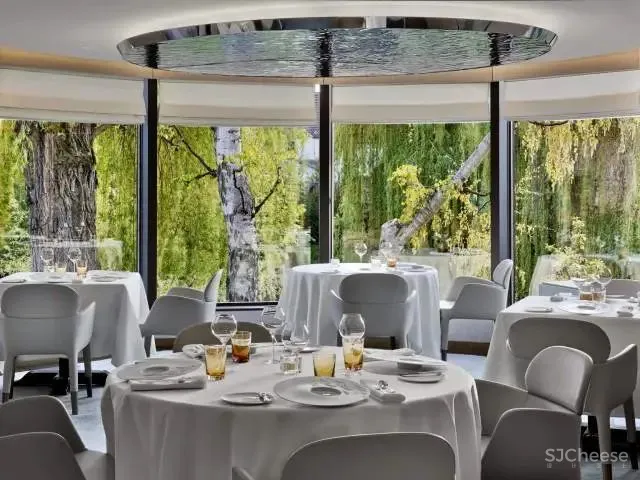 Mayfair Park伦敦最新顶级豪宅 By Jouin Manku