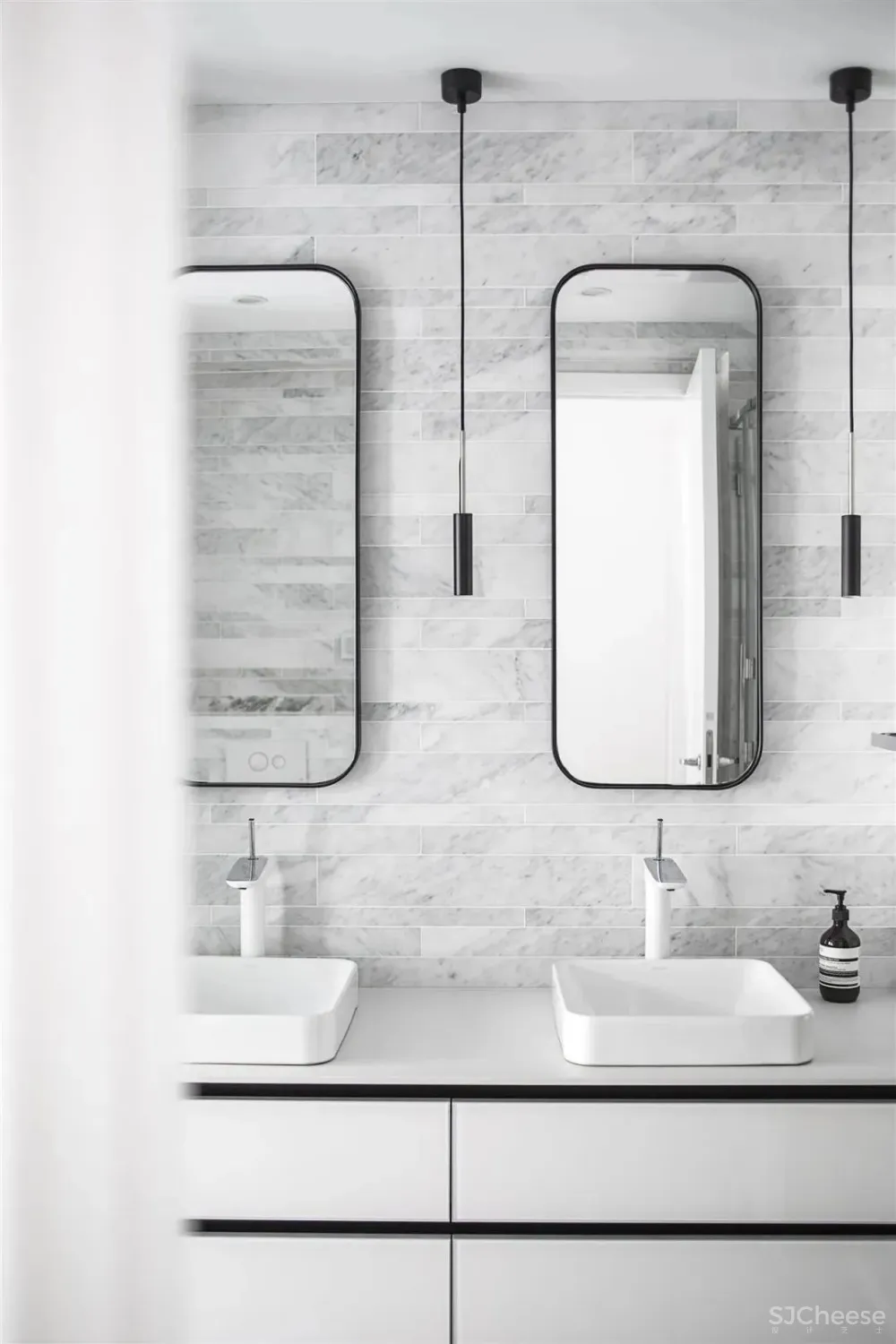 「解扣」之吕爱华