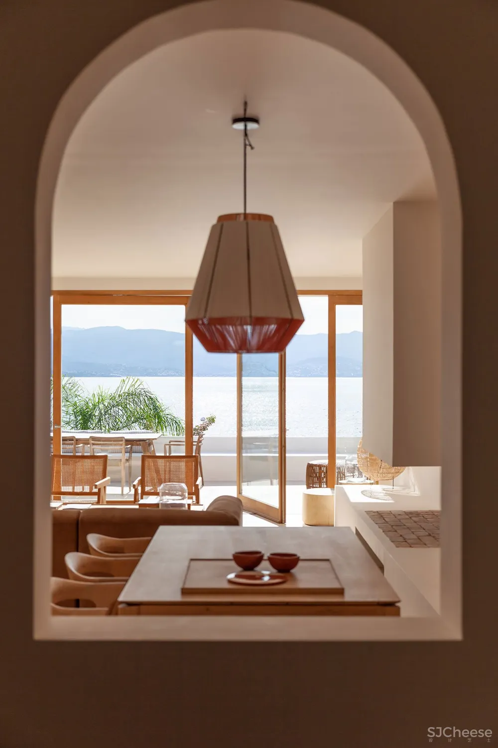 Casa Santa Teresa阿米莉亚·塔维尔斯(Amelia Tavellas)在科西嘉岛的经典度假酒店