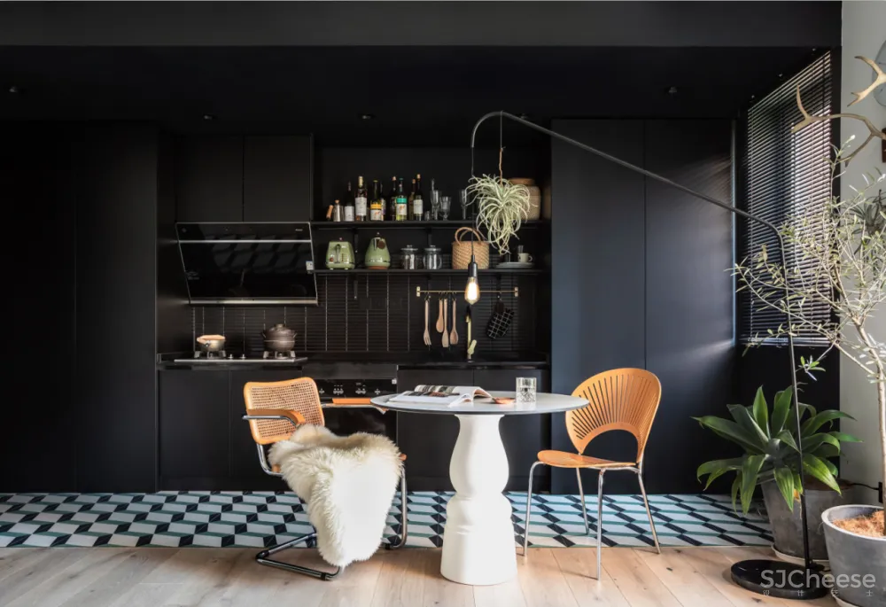 北京姑娘的63m²一室,满是植物标本、墨绿色彩!网友直呼:有仙气!