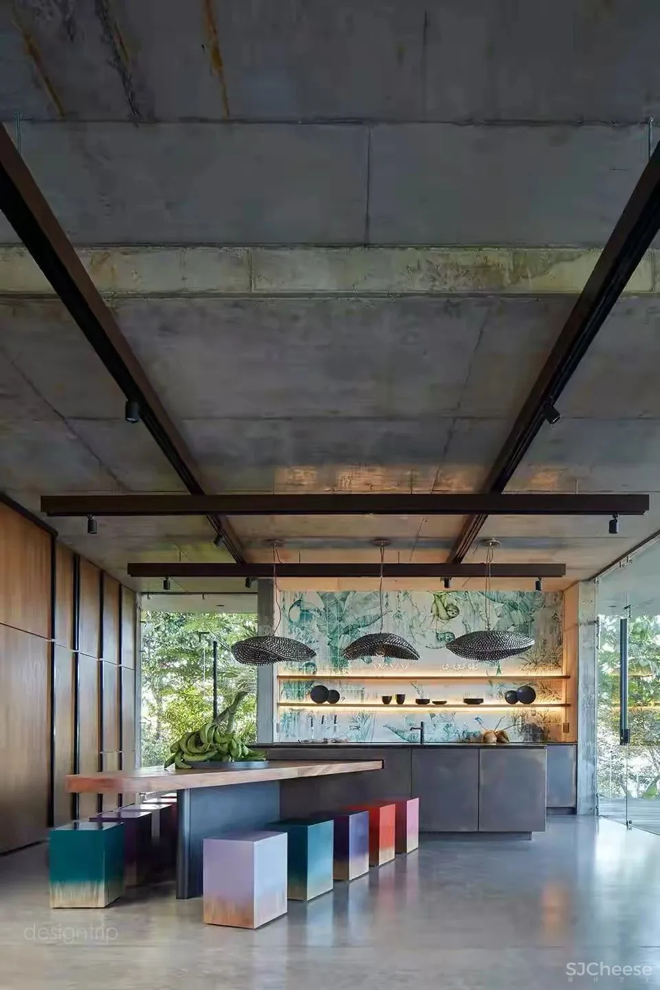 水泥墙，安之若素的静谧美学格调