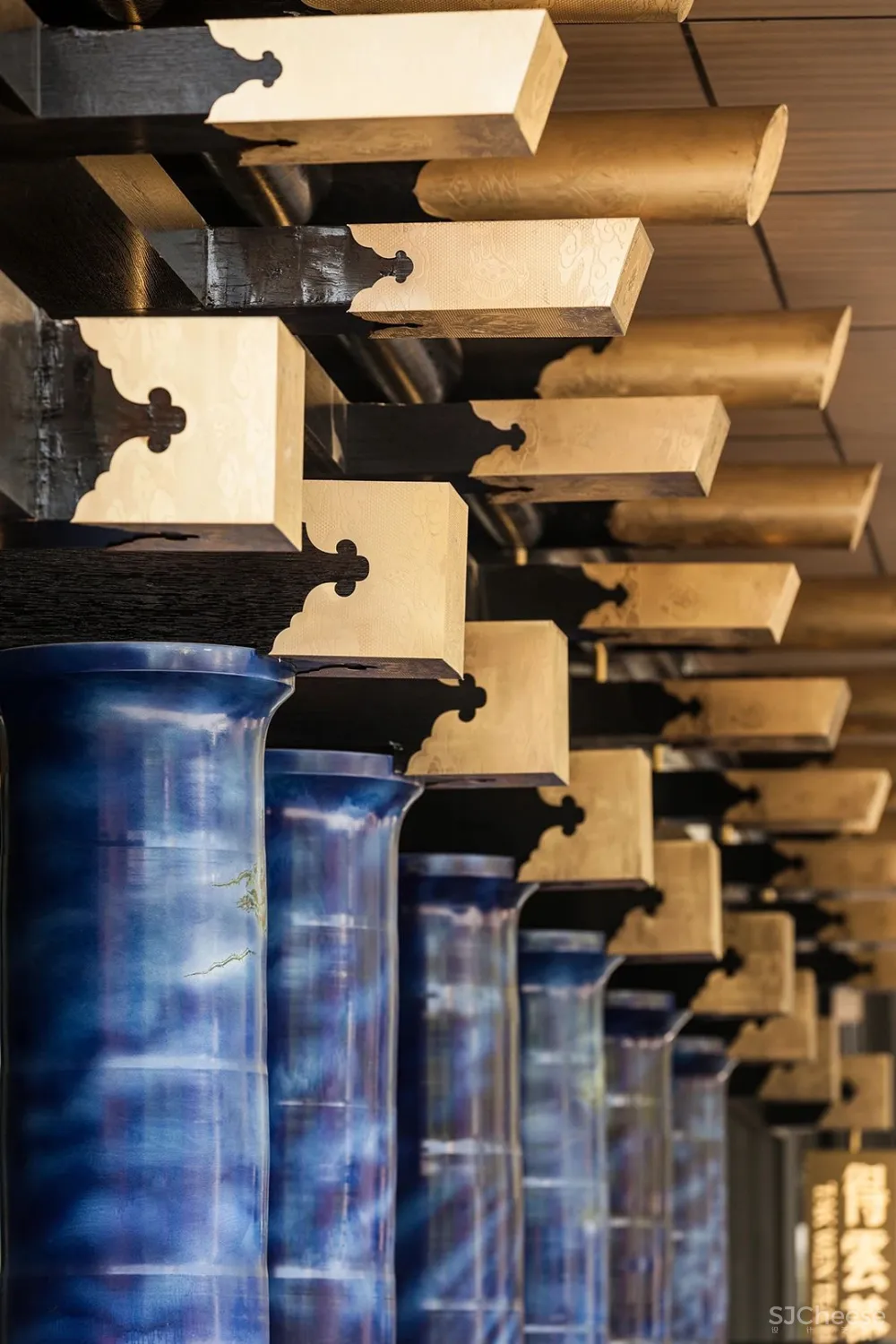 弄设计:得云茶楼成都太古里店,一幅美丽的画卷!