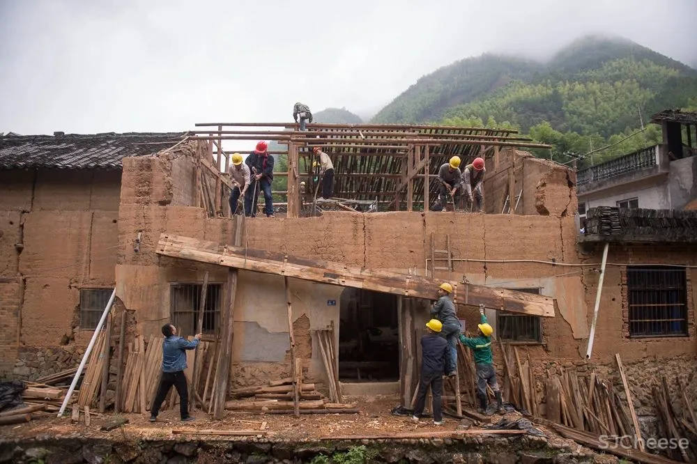 吕晓辉:“裸心”背后的建筑师,一直在和什么较劲?