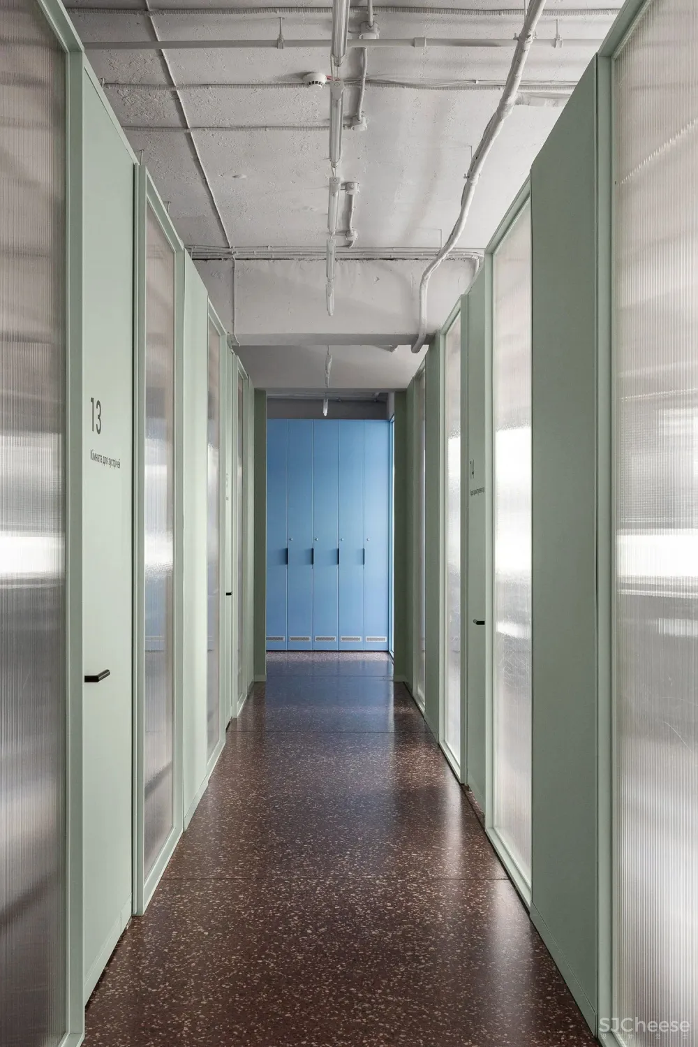 办公空间：乌克兰建筑材料公司办公室 Artem Trigubchak