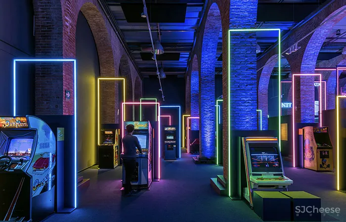 “Game On”巡回展,马德里 SMART AND GREEN DESIGN