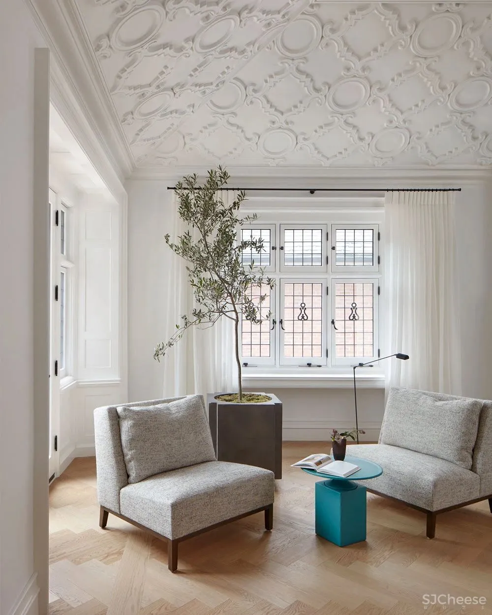 Ashley Botten 多伦多的永恒优雅