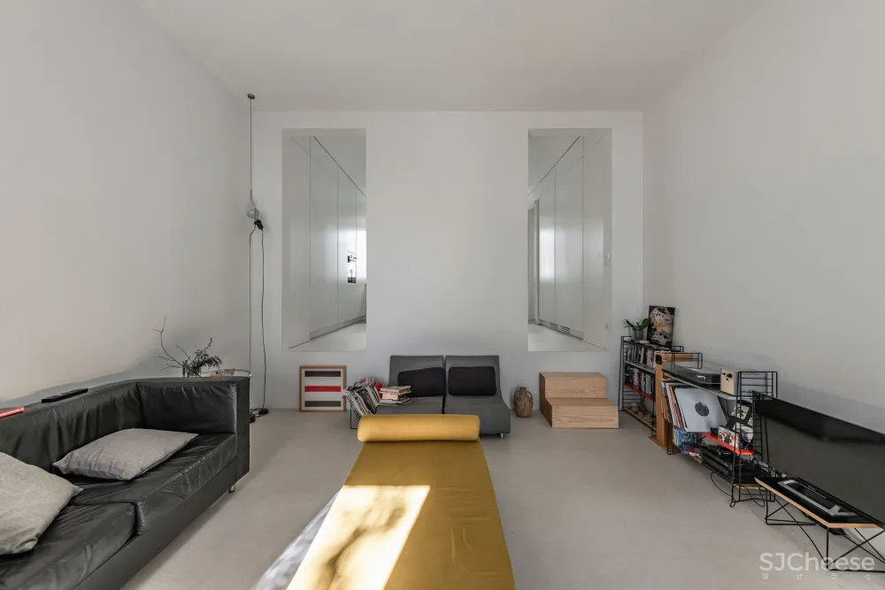 SIA Arquitectura 将里斯本的一座历史性的联排别墅改造成两座现代住宅