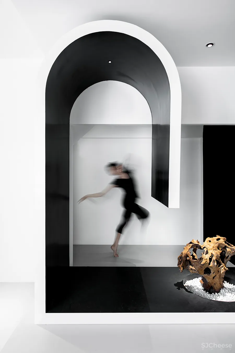 黑白,继承与再生的生活美学空间|金选民 • HOW